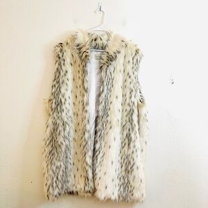 Donna Salyers Fabulous Furs 100% Faux Fur Vest Jacket 3X Black/Cream Pockets